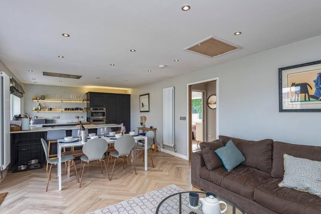Family-Friendly Retreat Between Beach & Mountains Tremadog المظهر الخارجي الصورة