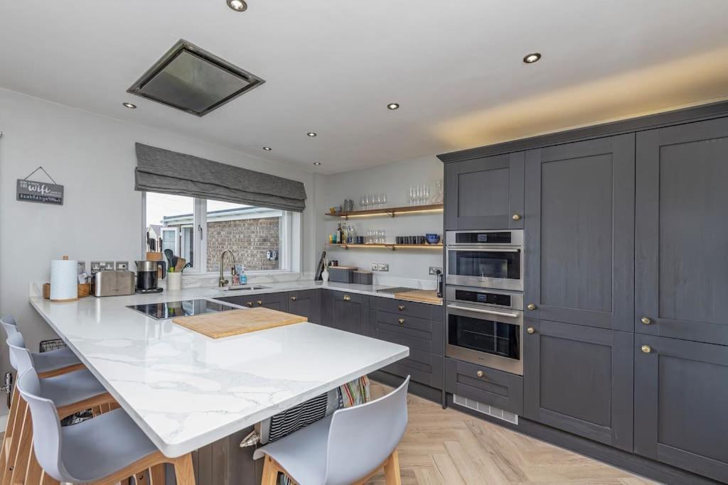 Family-Friendly Retreat Between Beach & Mountains Tremadog المظهر الخارجي الصورة