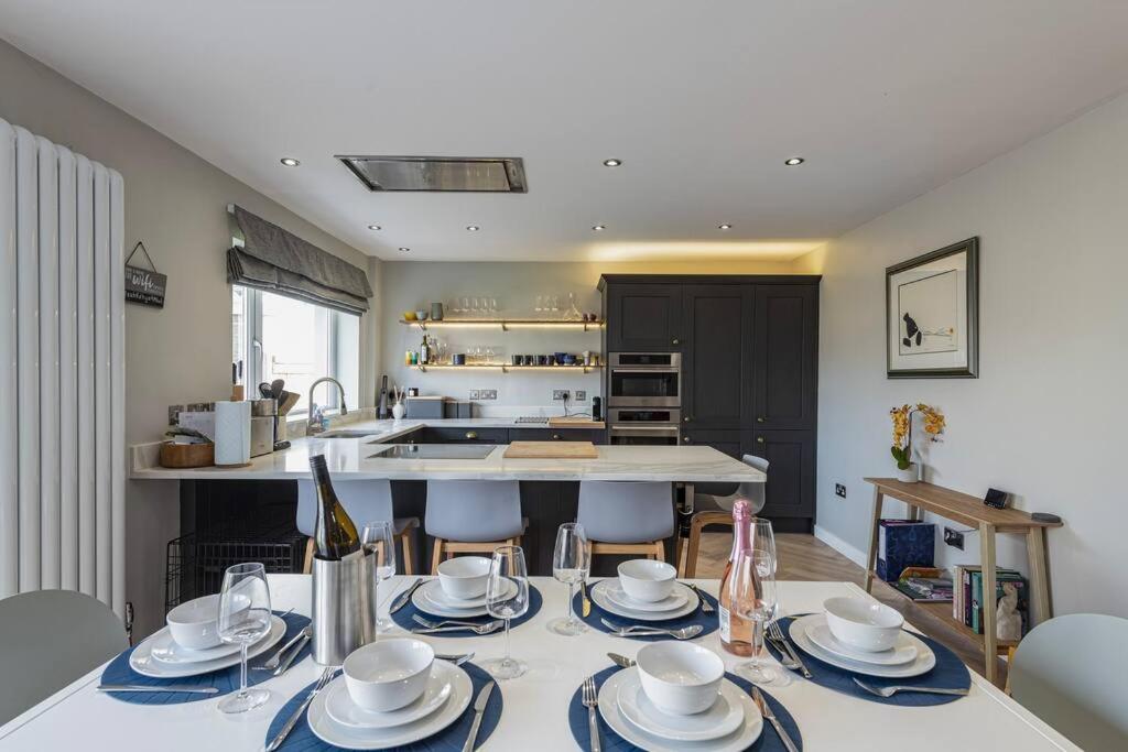 Family-Friendly Retreat Between Beach & Mountains Tremadog المظهر الخارجي الصورة