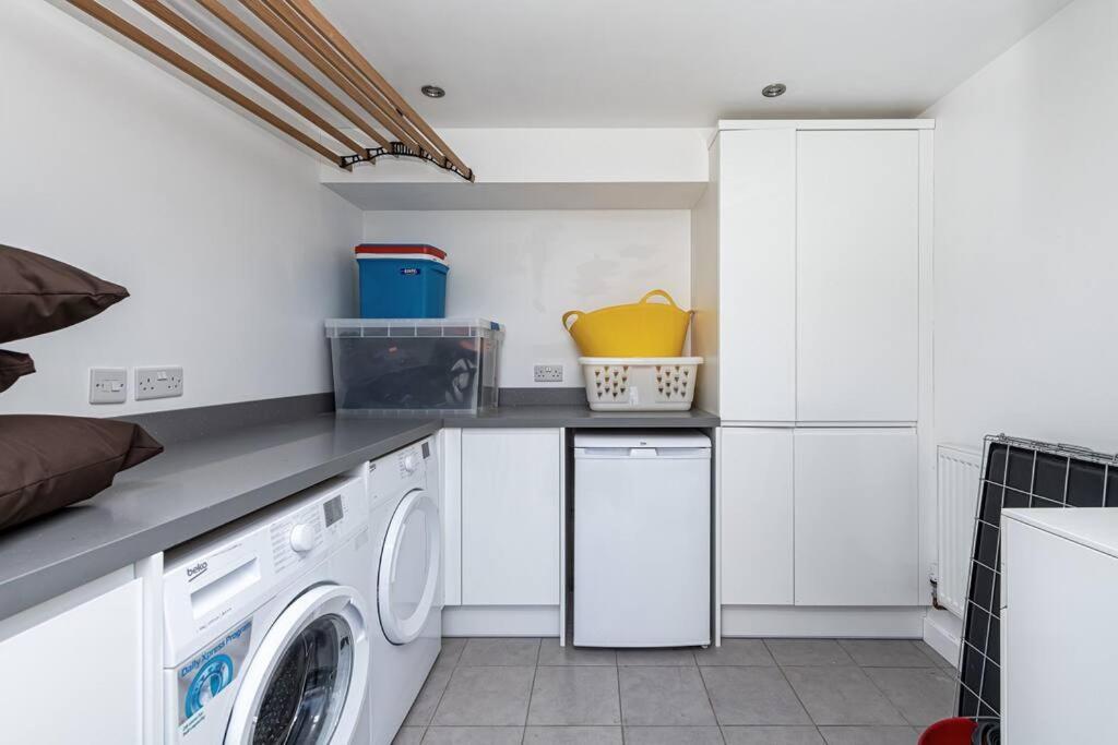 Family-Friendly Retreat Between Beach & Mountains Tremadog المظهر الخارجي الصورة